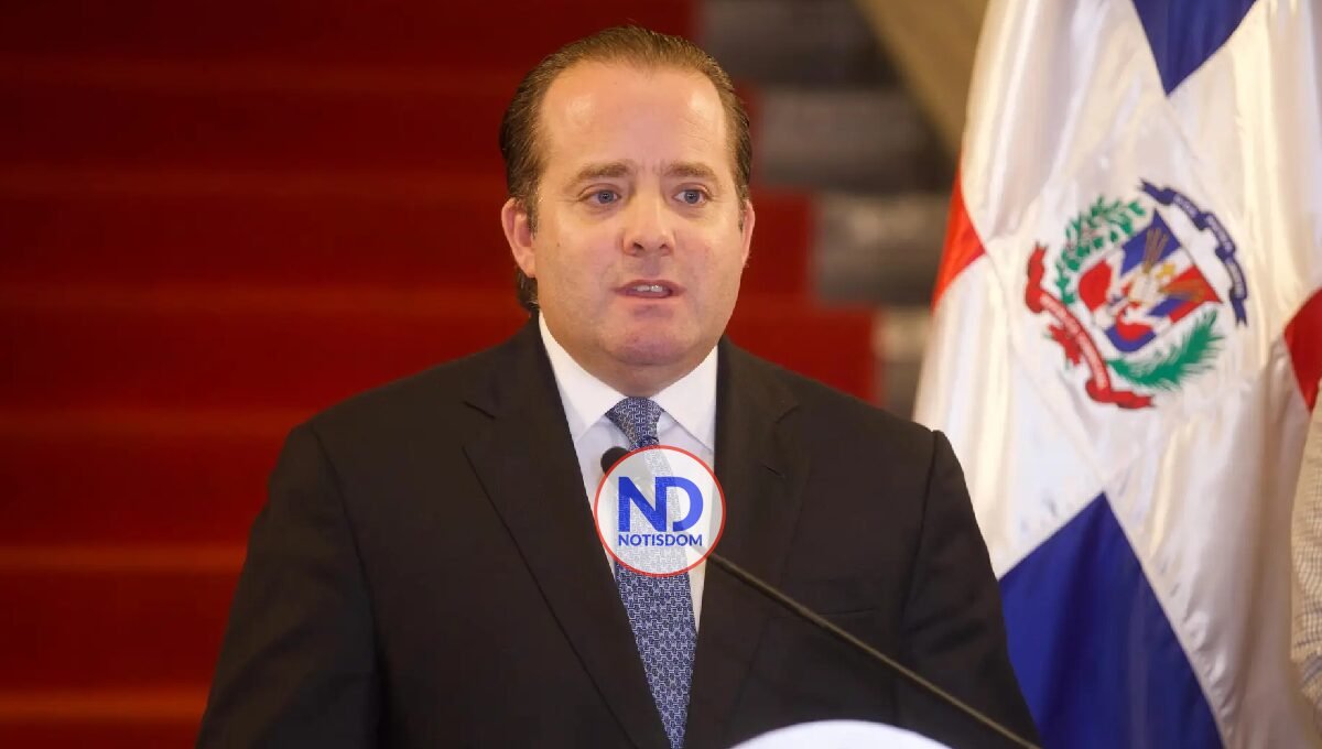 Paliza responde a regidor: «No tengo terrenos ni naviera, soy servidor público, no comerciante»