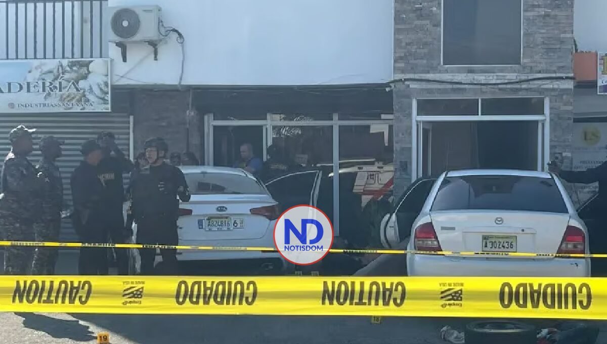 Tiroteo en Santiago deja 5 muertos: Policía los vincula a banda, pero familiares denuncian abuso