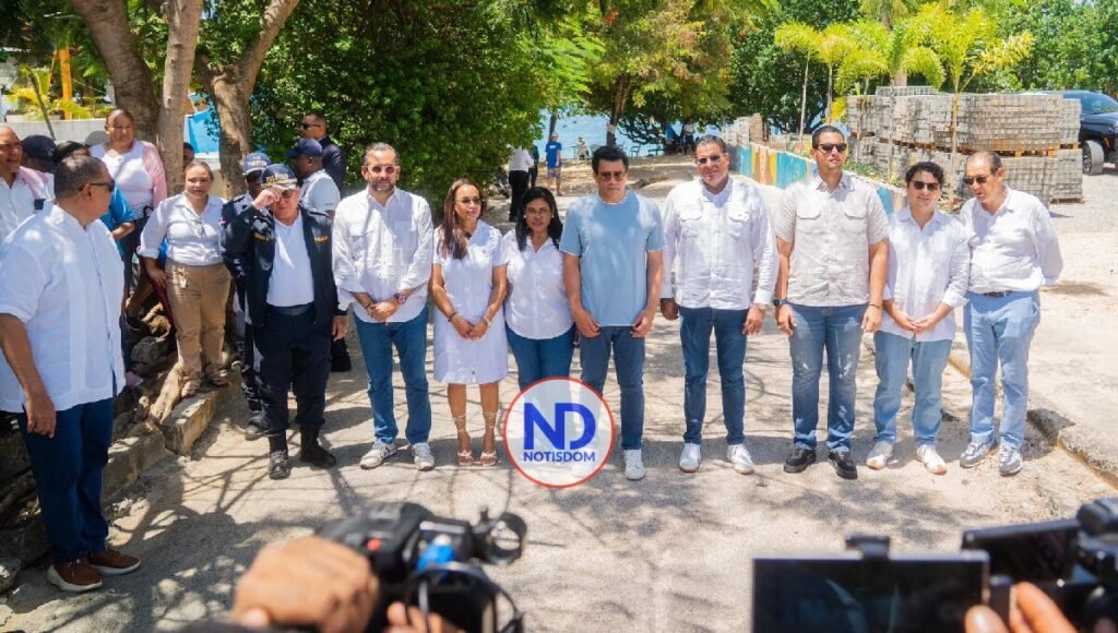 David Collado inicia obras en Río San Juan y marca distancia de vieja política: "No robo ni recibo comisión" 4 NOTISDOM FOTOS PF2025 2025 09 13T223811.167 David Collado inicia obras en Río San Juan y marca distancia de vieja política: "No robo ni recibo comisión"