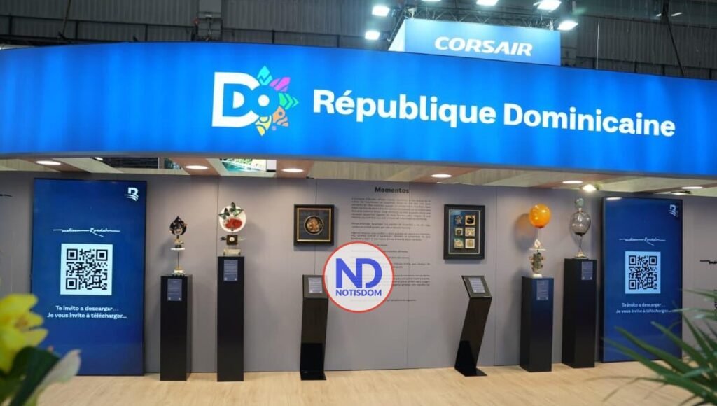 NOTISDOM FOTOS PF2025 2025 09 24T102537.437 Banreservas proyecta arte dominicano en Top Resa 2025 con exposición de Melissa Roedán