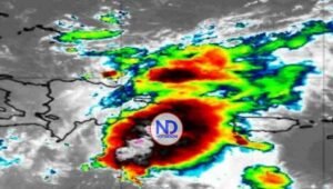 Onda tropical y vaguada provocarán fuertes aguaceros en gran parte del país