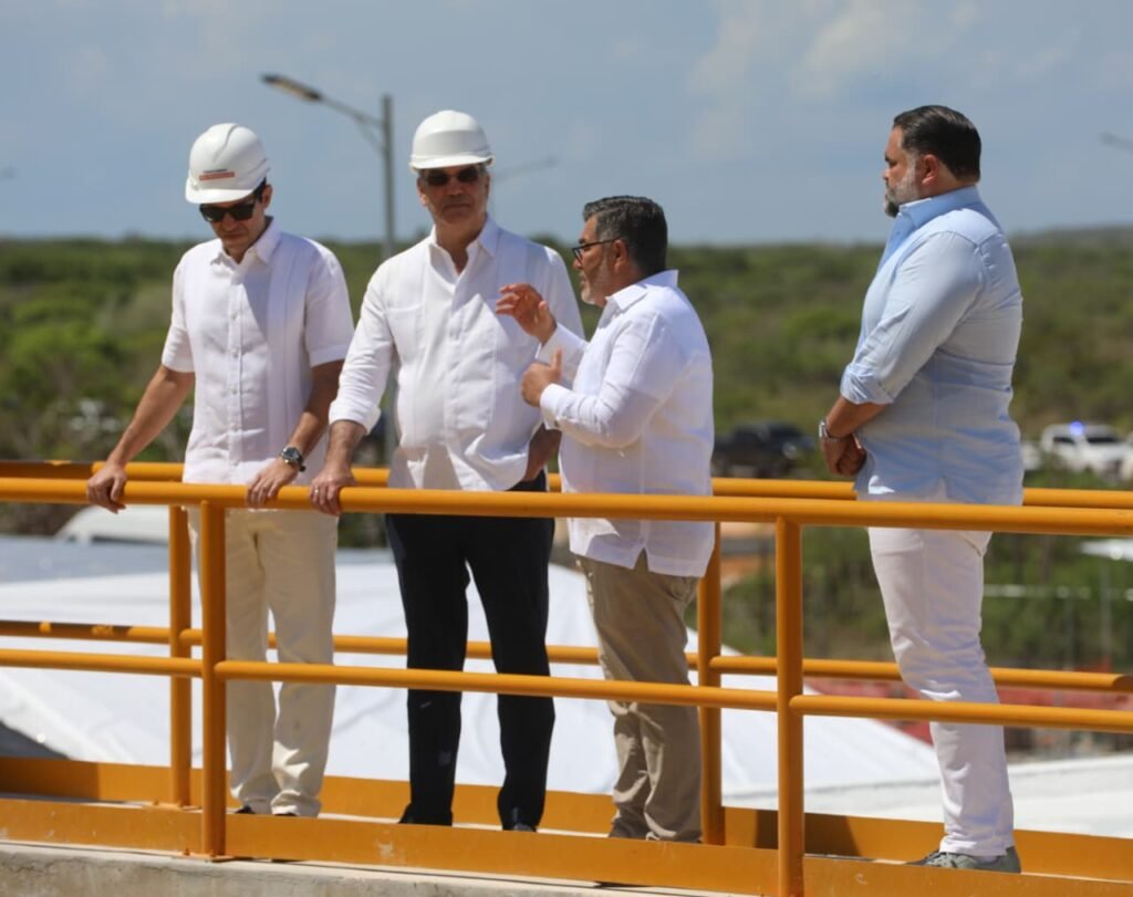 Presidente Luis Abinader inaugura planta de tratamiento Presidente Luis Abinader inaugura innovadora planta de tratamiento en Cabo Rojo