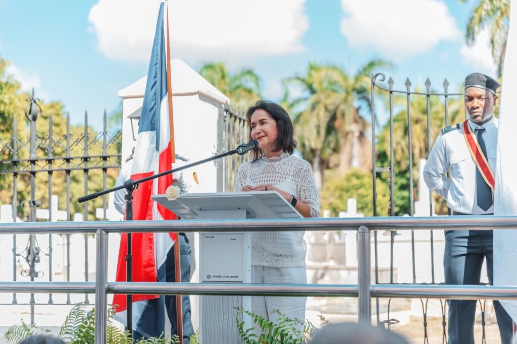 Restauracion de 100 tumbas 1 Inauguran Plaza de Memoria como parte de restauración Antiguo Cementerio Municipal SD