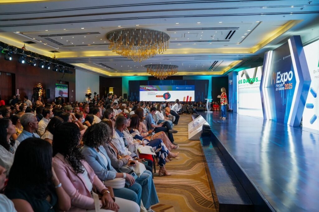SIMV clausura «Expo Mercado de Valores 2025» con la asistencia de 3,000 personas 3 SIMV 6 SIMV clausura «Expo Mercado de Valores 2025» con la asistencia de 3,000 personas