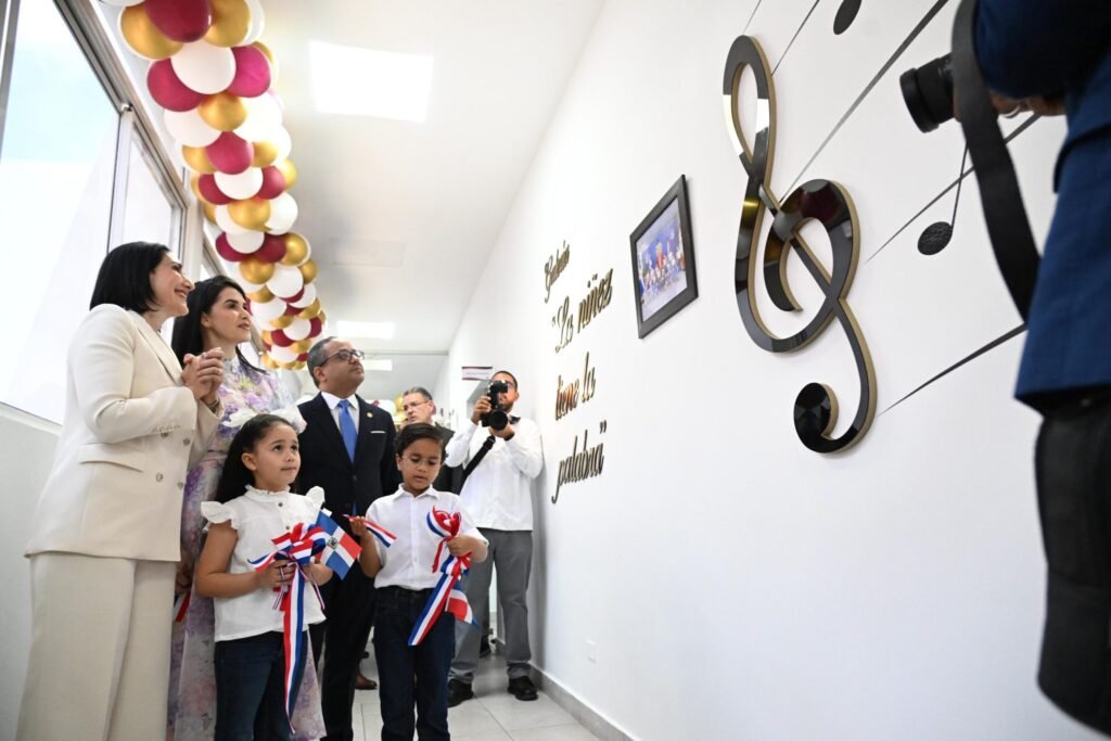 Tribunal Constitucional inaugura galería «la niñez tiene la palabra» 4 TC 1 Tribunal Constitucional inaugura galería «la niñez tiene la palabra»