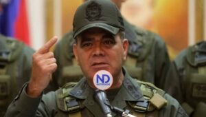 Padrino advierte que lucharán si EEUU pone un pie en Venezuela