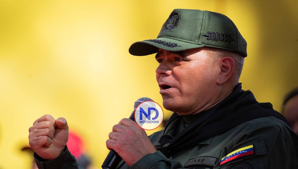 Venezuela mantiene ejercicio militar en una isla del Caribe, ante la «amenaza» de EE. UU.