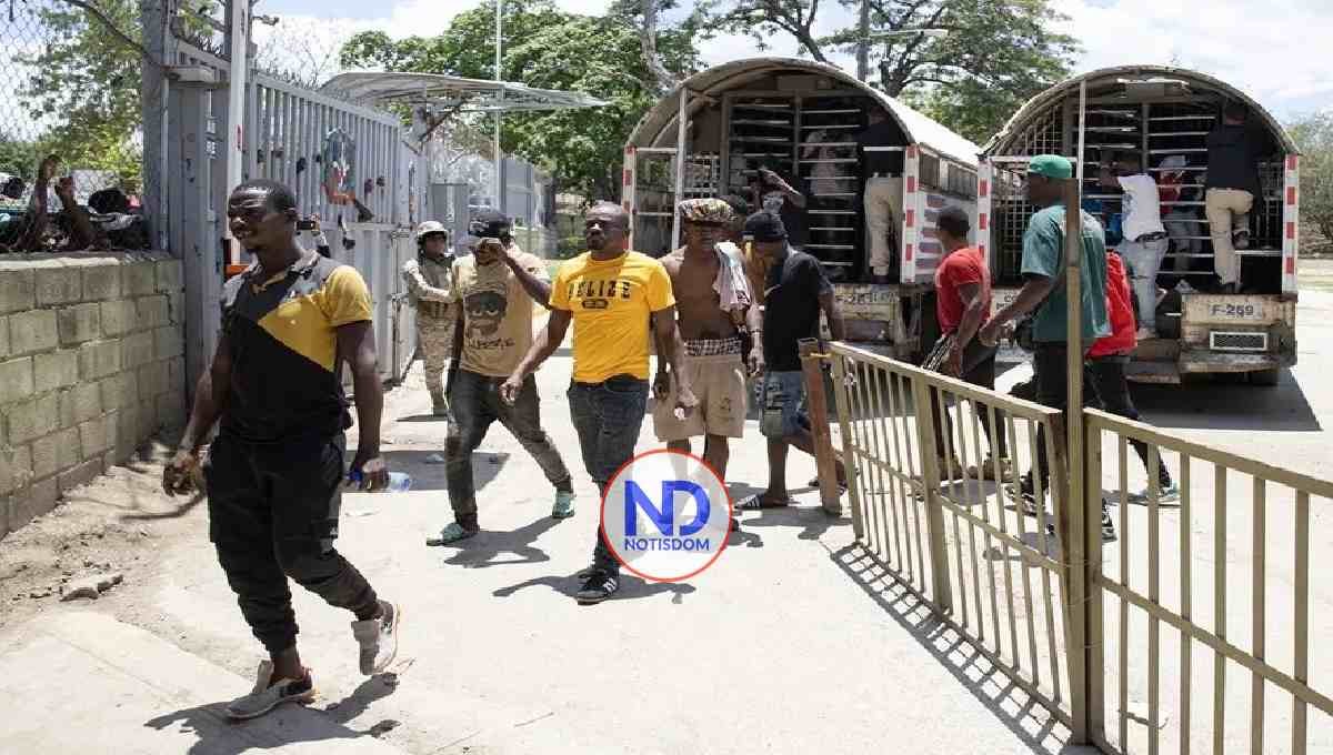 RD expulsó a 35.276 haitianos ilegales durante mes de agosto