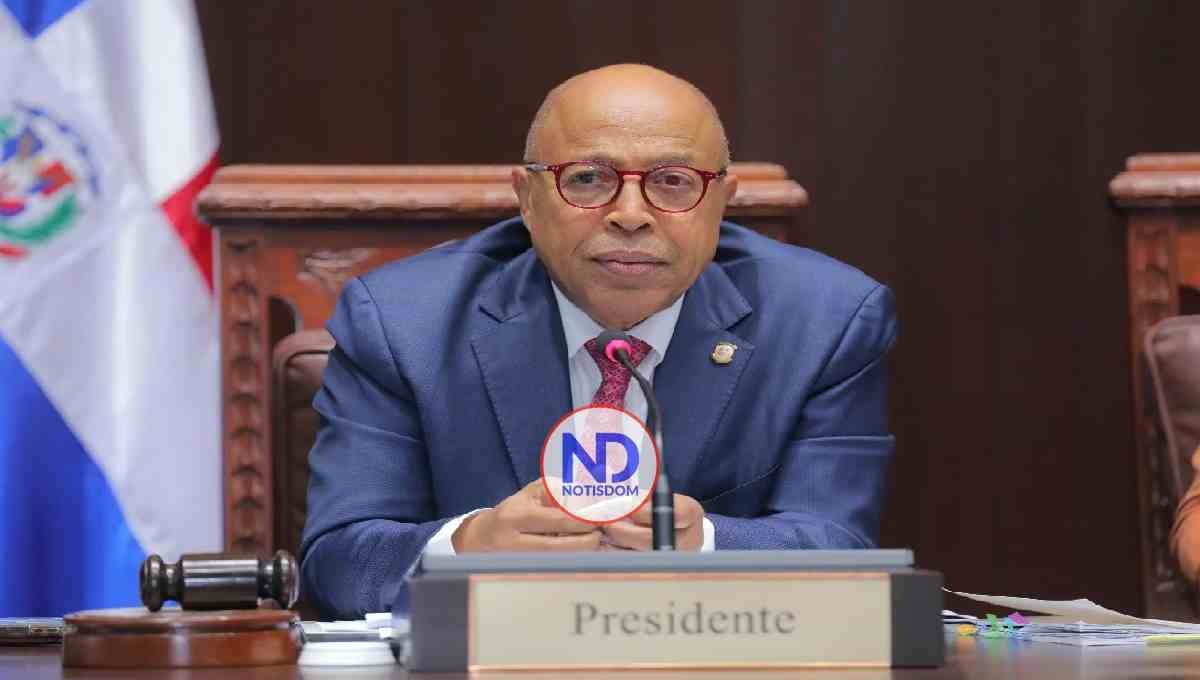 Alfredo Pacheco recibe tratamiento de radioterapia por un cáncer de próstata