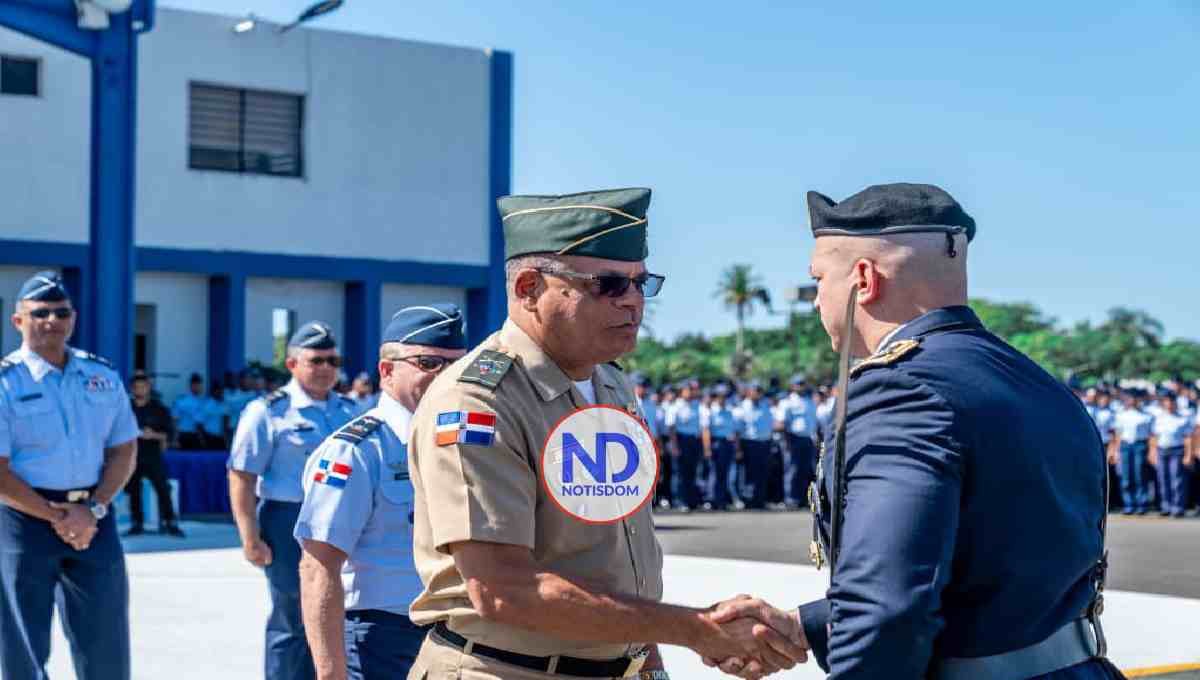 Ministro de Defensa encabeza jornada de trabajo en la Fuerza Aérea de RD