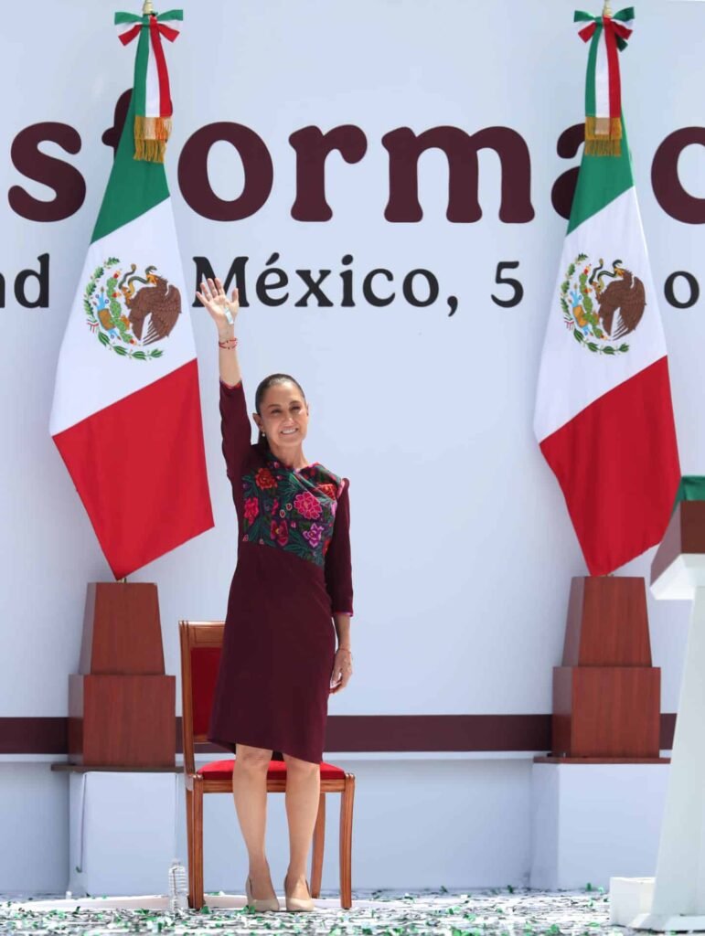 Claudia Sheinbaum 18 Sheinbaum celebra su primer año con un baño de masas y de continuidad con López Obrador