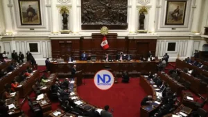 Piden sancionar a legisladora peruana por ordenar a su asesor cortarle las uñas en el Congreso