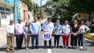 Ministro entrega reconstruidas 11 calles de la Ciudad Colonial