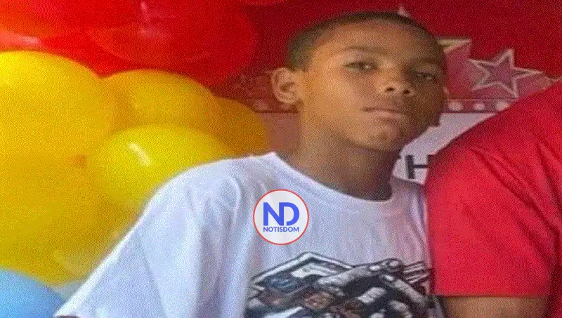 Niño que desapareció durante las lluvias en Los Mameyes se habría ahogado en el mar