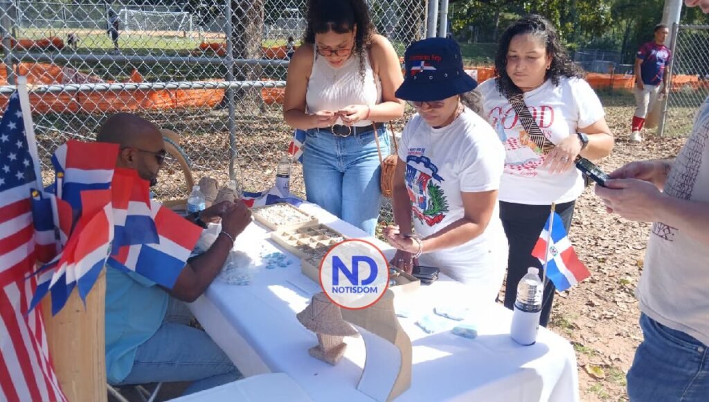 NOTISDOM FOTOS PF2025 2025 10 08T233946.278 Festival Herencia Dominicana en Raleigh celebra su 8va edición con gran éxito y orgullo nacional