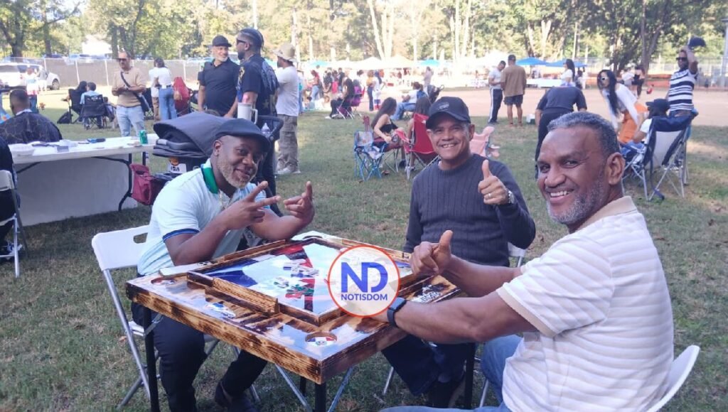 NOTISDOM FOTOS PF2025 2025 10 08T234005.112 Festival Herencia Dominicana en Raleigh celebra su 8va edición con gran éxito y orgullo nacional