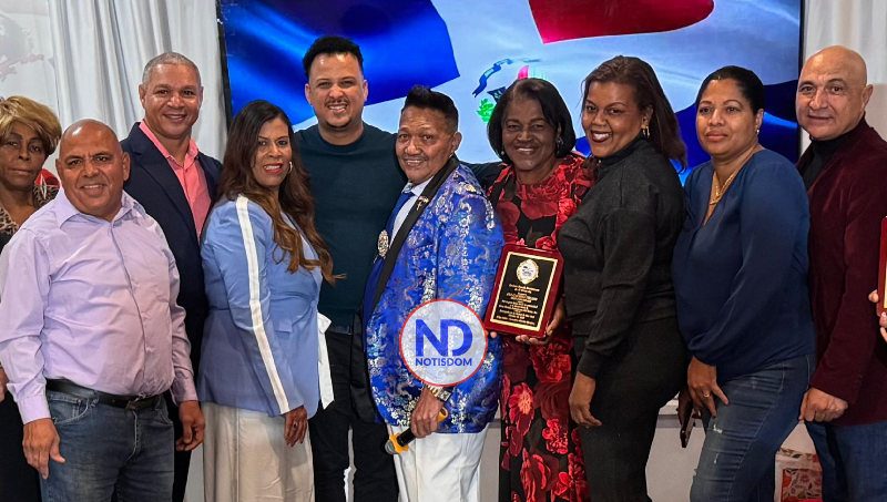 Gran Parada Dominicana del Bronx reconoce a Anna Vizcaíno y celebra la unión de la comunidad 2 Gran Parada Dominicana del Bronx reconoce a Anna Vizcaíno y celebra la unión de la comunidad