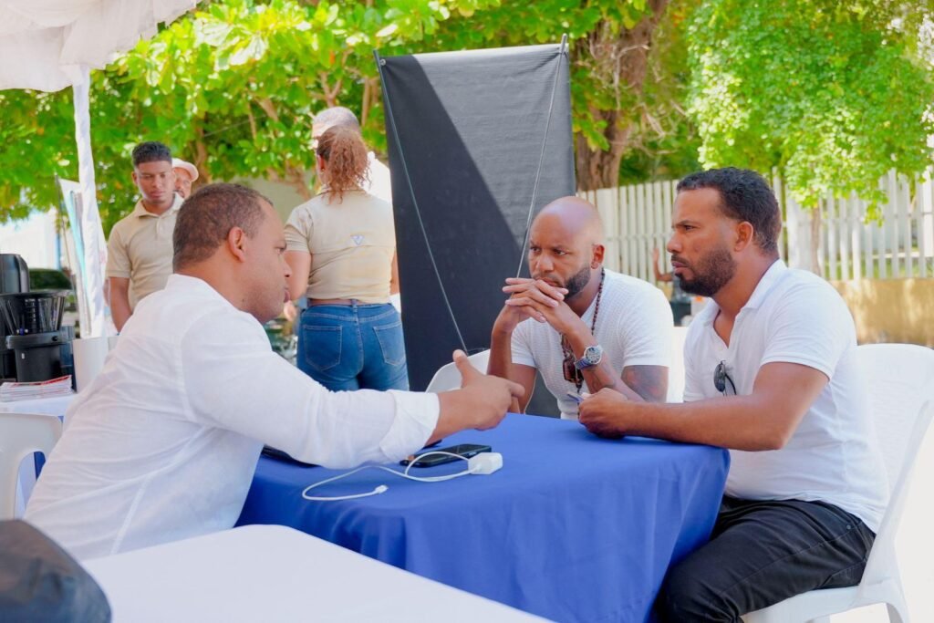 Anuncian concurso de RD$23.4 MM para productores agrícolas de Bahoruco e Independencia 3 TNR Anuncian concurso de RD$23.4 MM para productores agrícolas de Bahoruco e Independencia