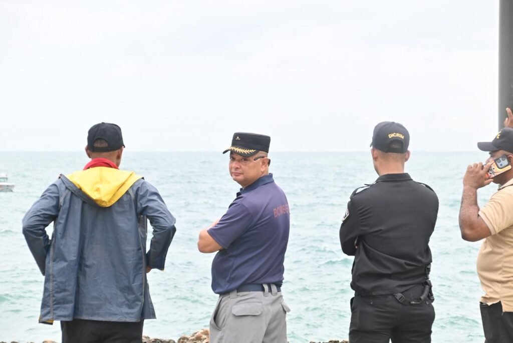 autoridades intensifican la busqueda en las area del Mar Caribe 1 Autoridades continúan búsqueda del niño desaparecido en Los Mameyes, SDE