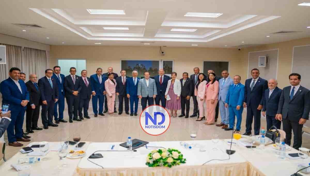 Gobierno dominicano presenta al Senado Plan para duplicar PIB