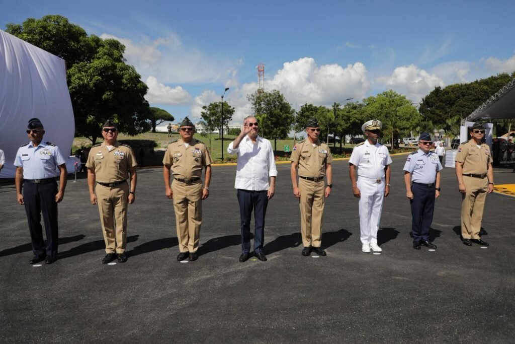 Abinader inagura obras Abinader inaugura obras en recinto militar General de División Matías Ramón Mella