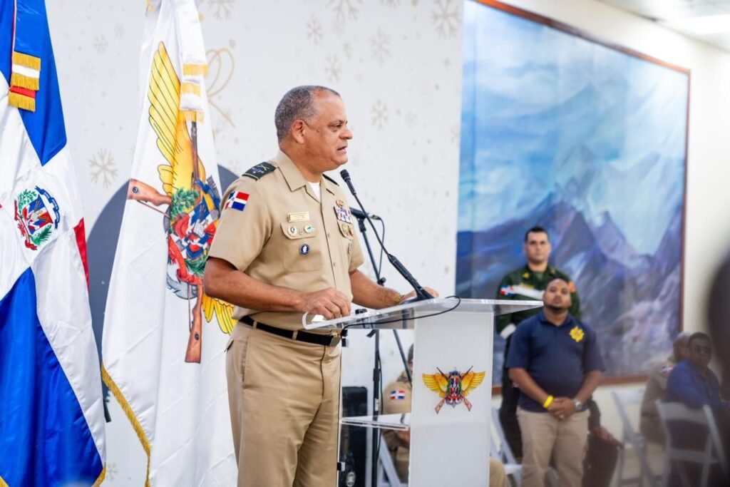 Carlos Antonio Fernandez Onofre Soldados usarán gratis medios de transporte masivo del Estado
