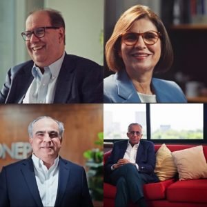 Empresarios, líderes y clientes felicitan a Claro Dominicana 3 FUNCIONARIOS 4 Empresarios, líderes y clientes felicitan a Claro Dominicana