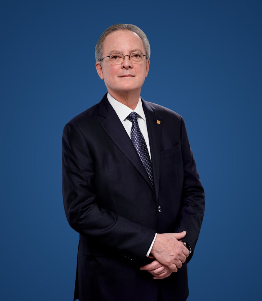 Manuel A. Grullon Manuel A. Grullón y Christopher Paniagua, entre los líderes mejor valorados en Merco 2025