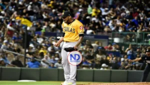 Águilas blanquean a Licey y siguen en la cima del torneo