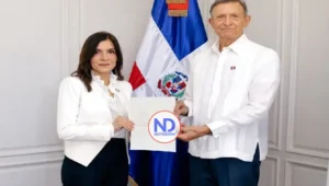 Embajadora EU en RD presenta copias de estilo ante Canciller