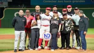 Leones del Escogido rinden homenaje a Octavio Dotel