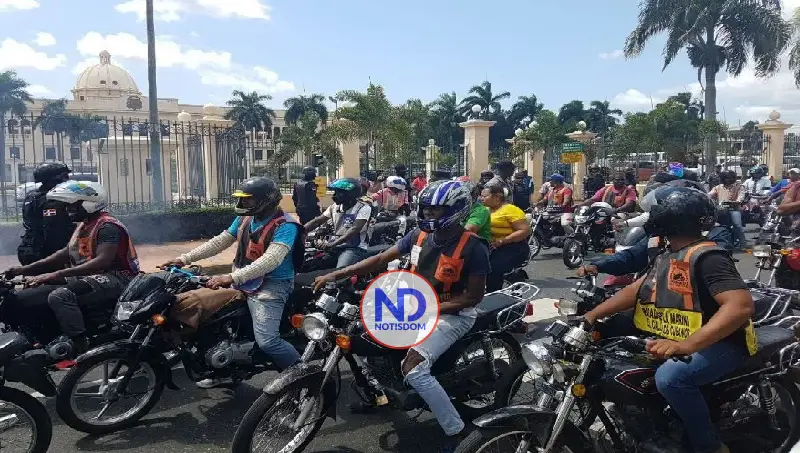 Más de 16 mil motoconchistas y choferes recibieron subsidios del Gobierno 2 Más de 16 mil motoconchistas y choferes recibieron subsidios del Gobierno