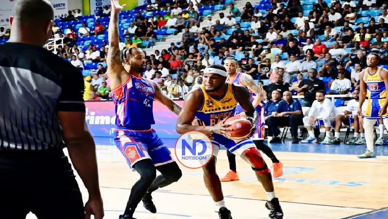 Mauricio Báez elimina a SL y se medirá San Carlos final TBS DN