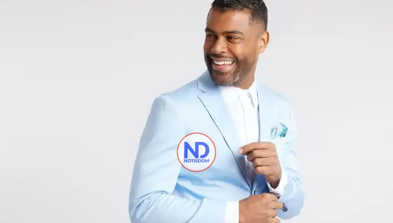 Cristian Allexis cautiva con su concierto ‘Black Night’ en Chao Café Teatro