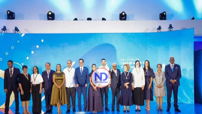 El MAP reconoce excelencia y liderazgo de la Contraloría 2 El MAP reconoce excelencia y liderazgo de la Contraloría