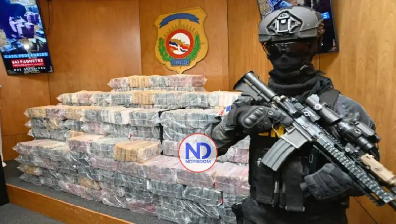 DNCD ocupa 806 paquetes de cocaína en costas de Pedernales