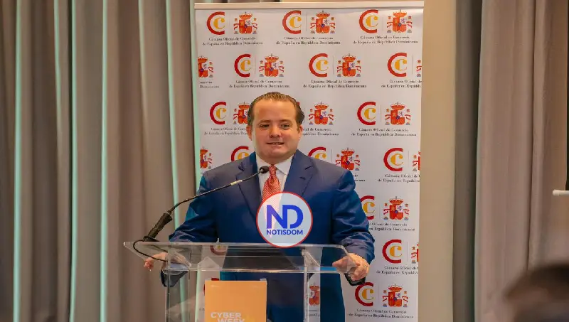 Paliza destaca aumentos salariales históricos, avances en transparencia y fortaleza de la relación España–RD 2 Paliza destaca aumentos salariales históricos, avances en transparencia y fortaleza de la relación España–RD