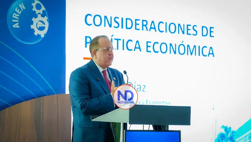 Magín Díaz reafirma la estabilidad de la RD y llama a evitar el pesimismo económico