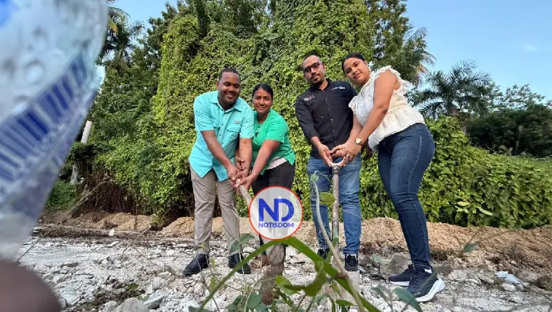 Alcaldía de Neiba concluye agenda de picazos para tres obras comunitarias 2 Alcaldía de Neiba concluye agenda de picazos para tres obras comunitarias