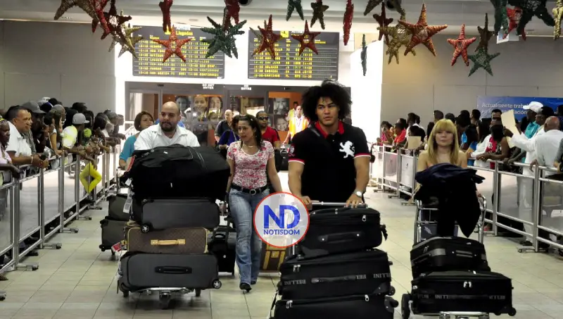 NOTISDOM FOTOS PF2025 2025 11 06T103618.580 Yayo Sanz Lovatón anuncia Gobierno prepara la mayor gracia navideña de la historia