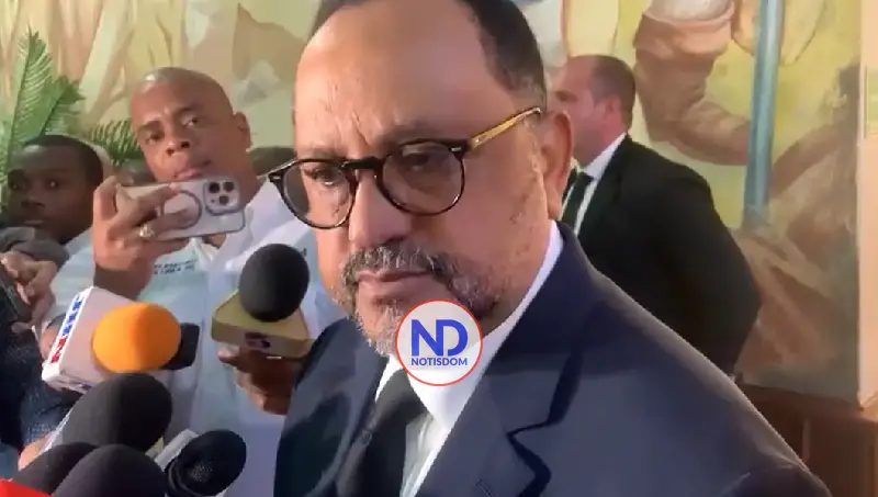 NOTISDOM FOTOS PF2025 2025 11 06T124459.764 Consultor jurídico PE advierte que permitir el voto a militares y policías requiere reforma constitucional