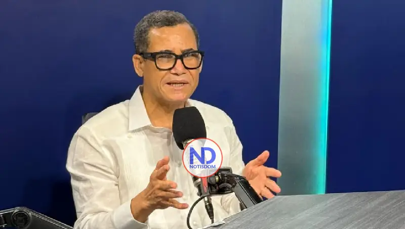 Eddy Olivares afirma que gobierno de Abinader suma 44 aumentos salariales, más que cualquier otra gestión