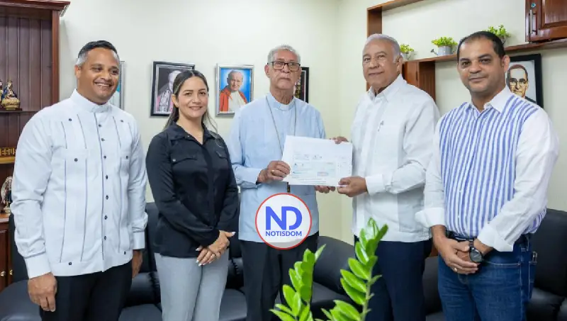 Gobierno entrega RD$27 millones para casa de acogida de sacerdotes en Mao-Montecristi