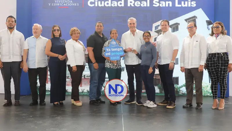 Abinader entrega 360 viviendas en San Luis y eleva a 760 las familias beneficiadas del proyecto Ciudad Real 2 Abinader entrega 360 viviendas en San Luis y eleva a 760 las familias beneficiadas del proyecto Ciudad Real