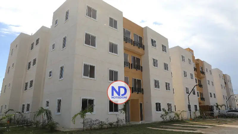 Abinader entrega 360 viviendas en San Luis y eleva a 760 las familias beneficiadas del proyecto Ciudad Real 5 NOTISDOM FOTOS PF2025 2025 11 15T184500.017 Abinader entrega 360 viviendas en San Luis y eleva a 760 las familias beneficiadas del proyecto Ciudad Real