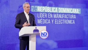 Abinader resalta RD se consolida como líder regional en manufactura de equipos médicos y electrónicos