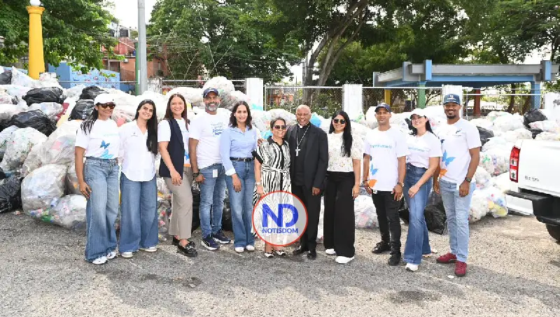 Voluntariado Banreservas beneficia cientos de personas en jornada del programa “Vida para el Ozama” 2 Voluntariado Banreservas beneficia cientos de personas en jornada del programa “Vida para el Ozama”