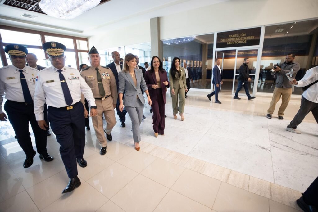 Raquel Pena 2 Raquel Peña encabeza en Santiago reunión 114 del Plan de Seguridad Ciudadana