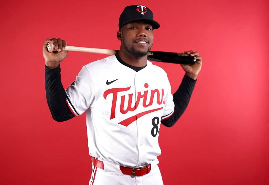 Yunior Severino, único con dos bonos millonarios, ni llega a la MLB, ni se rinde 3 Yunior Severino 1 Yunior Severino, único con dos bonos millonarios, ni llega a la MLB, ni se rinde