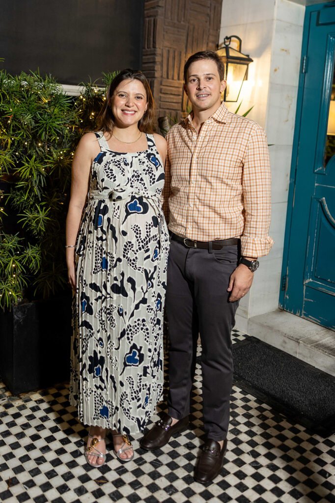 Adriana de Bisono y Rafael Bisono Constructora Vaherra celebra quinto aniversario y anuncia su próximo proyecto en Juan Dolio